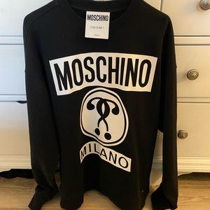 Moschino sweatshirt. New without tags
